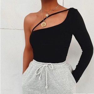 🔹New🔹Black Split Front Bodysuit